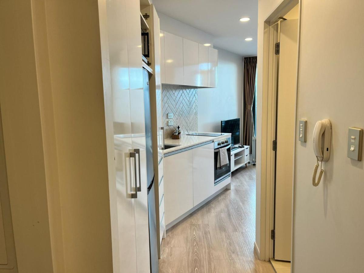 Free Wifi!! Spacious 1-Bedroom Apt, Auckland Cbd Kültér fotó